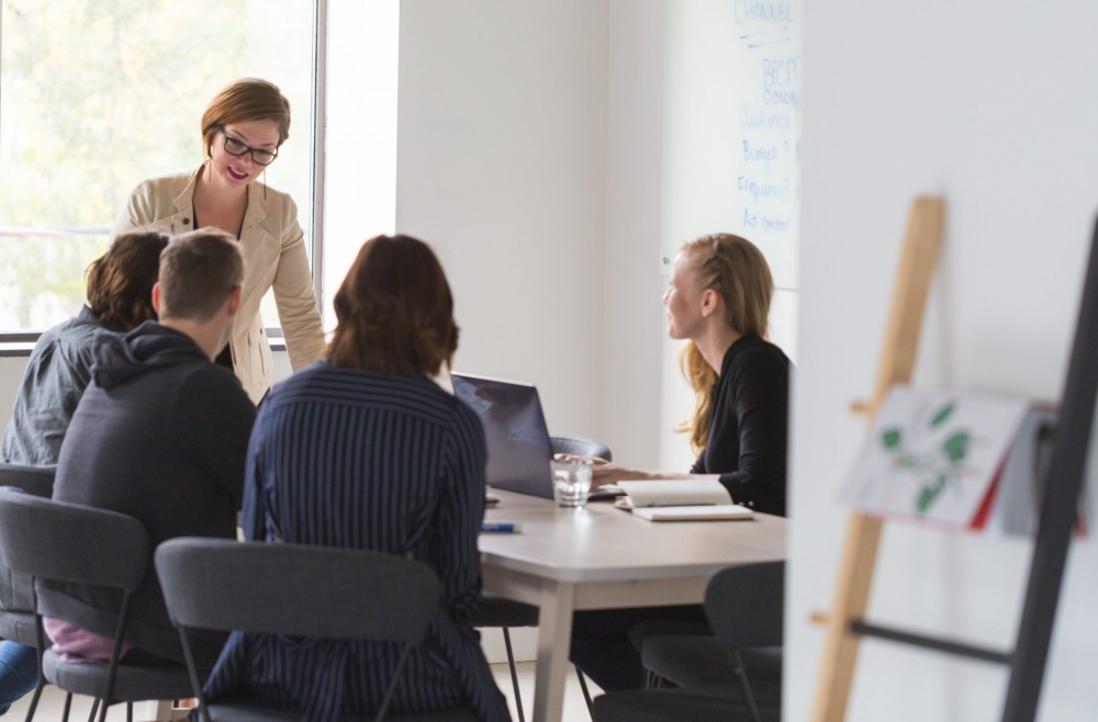 office-team-business-meeting